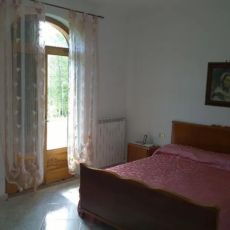 Bed and breakfast Bianca 3*